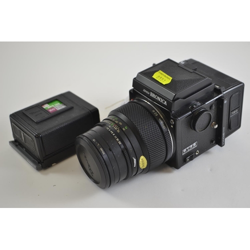 320 - Zenza Bronica ETRS with 150mm lens and two film backs. 