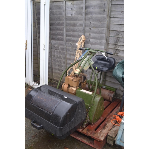 197 - Webb motormower, self propelled mower. Sold in working order.