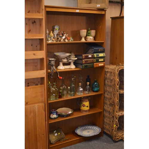 413 - Adjustable shelf bookshelf W88.5cm D27.5CM H25.5cm.&nbsp;