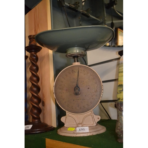 Lot 695       