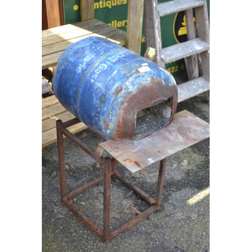 78 - Converted gas bottle small potato oven