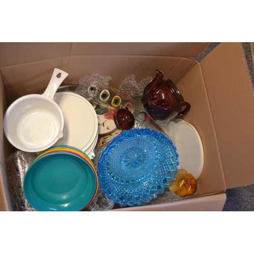 127 - Box of kitchen glassware & ceramics