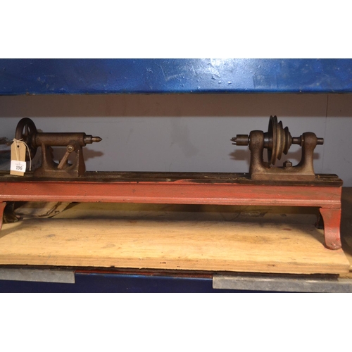 196 - Cast iron lathe (no motor)