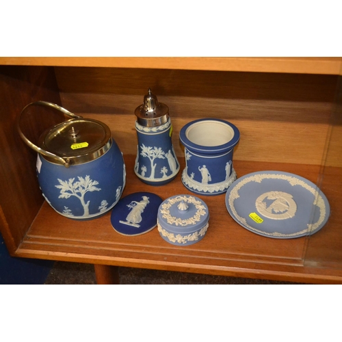 283 - Wedgewood items x 6 and Wedgewood style items Inc biscuit barrel. 