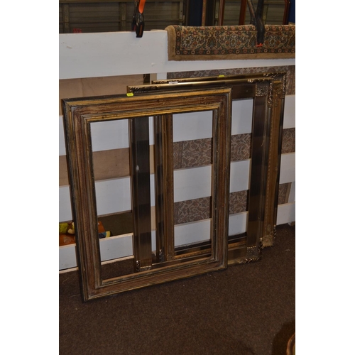 367 - 4 large Mirror/picture frames 72x93cm 