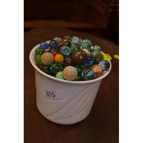 375 - A pot of marbles Inc. Victorian. 