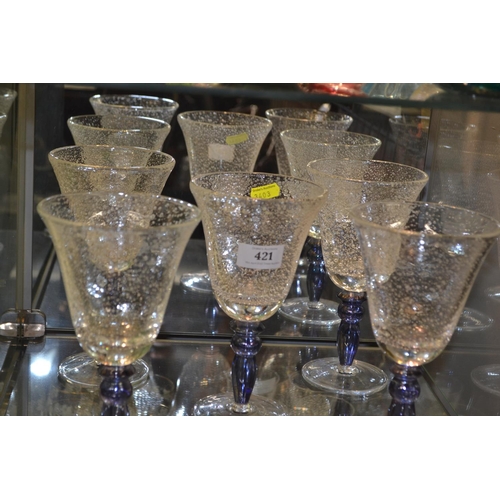 421 - 5 x captive bubble wine glasses 