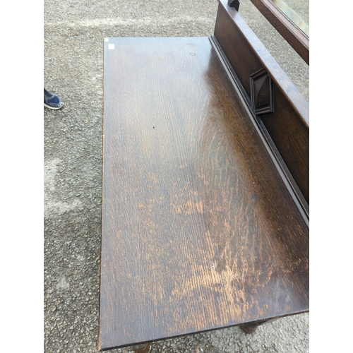 782 - Early c20 oak dresser with mirror back. W107cm d49cm h138cm