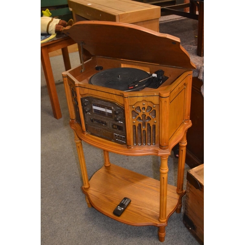 760 - Steepletone Canterbury nostalgic music centre comprising phonograph with MW/FM radio, cassette and t... 