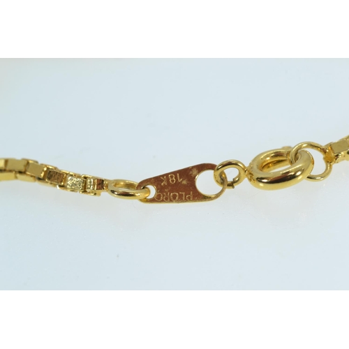 119 - 18ct gold box chain, circumference 590mm, 8.47 grams