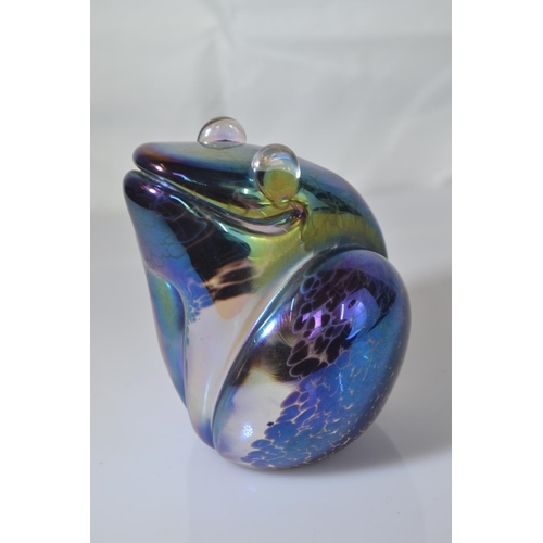 633 - John Ditchfield Glasform iridescent glass frog paperweight, etch mark & paper label to base, hei... 