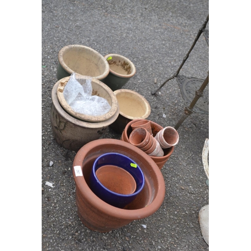 217 - Quantity of glazed and terracotta plant pots