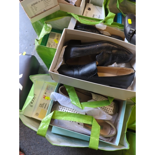 97 - Large quantity of ladies shoes. Mostly size 5.