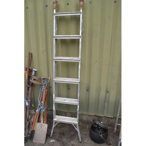 65 - Aluminium 3-way ladder