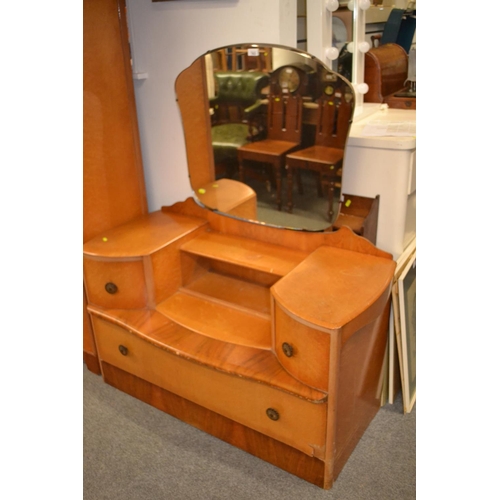 783 - 1930's dressing table with mirror L114 x D53 x H (to top of mirror) 132cm