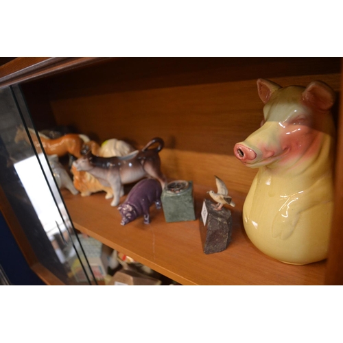 251 - Shelf of ceramic animals inc. Sylvac together with two stone mounted pieces