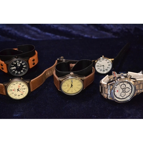 378 - Five gents watches, including Chronon chronograph, Chronon Anthorn & three Limit watches, all wi... 