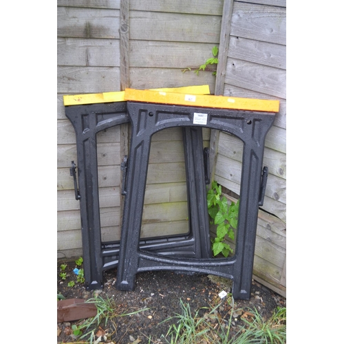 67 - 2 plastic folding trestle stands