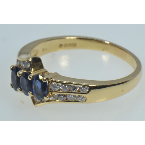 9 - 18ct gold, sapphire & diamond ring, size N, 3.52 grams