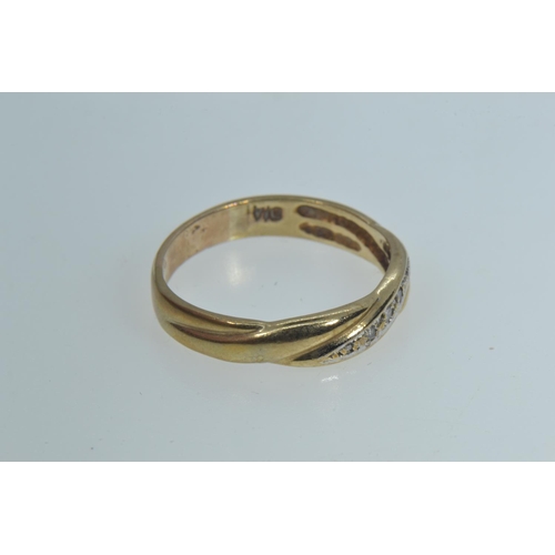 13 - 9ct gold & diamond ring, size Q1/2, 2.78 grams