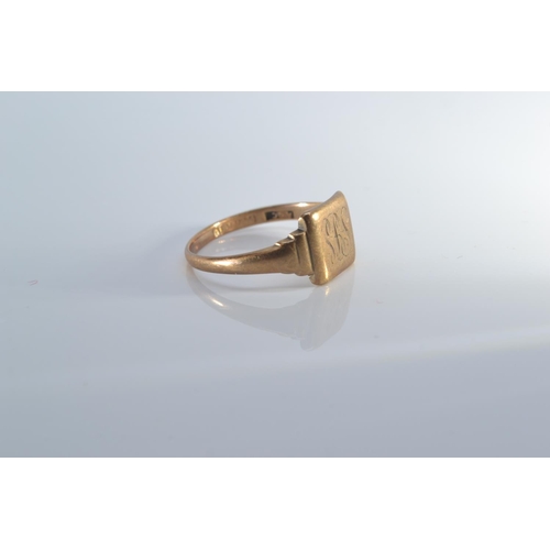 159 - 9ct gold chain together with three 9ct gold rings; a stone set signet ring, signet and one band, gro... 