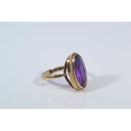 77 - 9ct gold & amethyst ring, size M, 3.23 grams