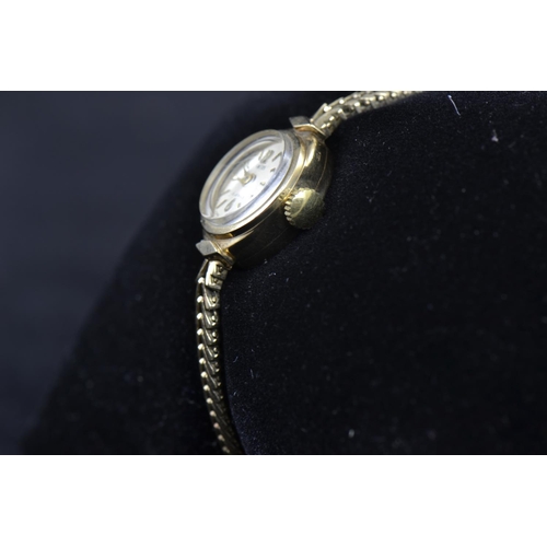 220A - Smiths 9ct gold cased ladies wristwatch, with 9ct gold bracelet strap, 15 jewels, case width 15mm, g... 