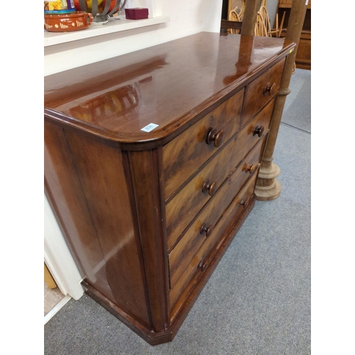 450 - Flame mahogany veneered 2 over 3 chest of drawers, 123 x 55cms x ht 110cms