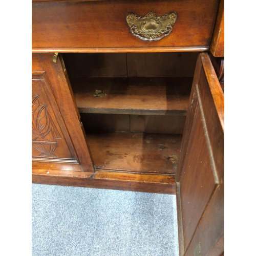 458 - Victorian mahogany veneered chiffonier, 103 x 43cms x ht 121cms