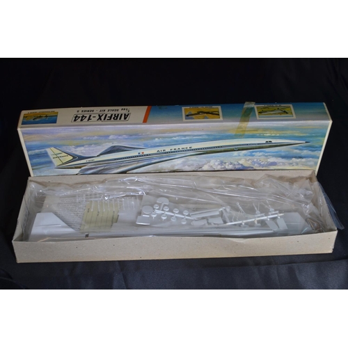 288 - 2 x Airfix concorde 1/144 scale models & 'Those Magnificent Flying Machines' kit, all unopened