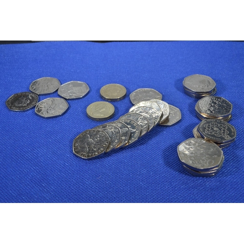 314 - Collectable British coins, including various 50 pences, one & two pound coins & banknotes