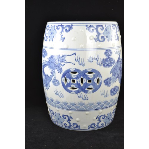 417 - Chinese blue and white ceramic stool. Height 46 cm