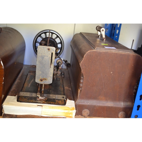 314 - Jones manual sewing machine in wooden case