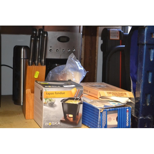 361 - Various kitchen items inc. Vacuum sealer, Cafe Mattino coffee machine etc.