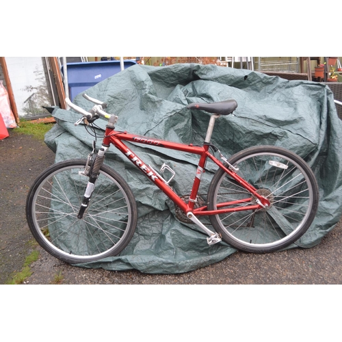 65 - Trek 6000 front suspension gravel bike, with 21 gears