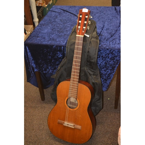 771 - HERTZ acoustic/classical guitar