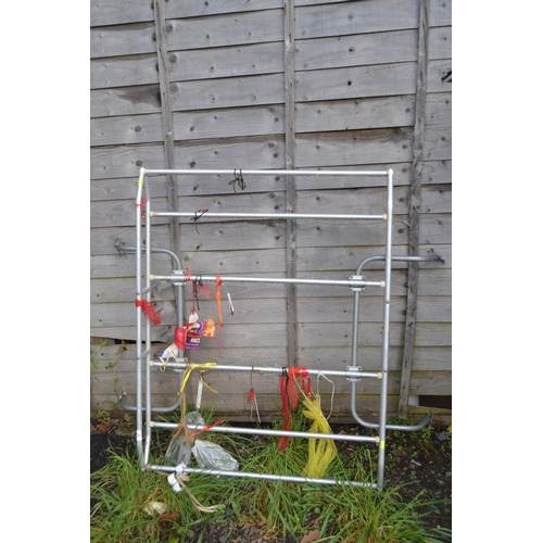 22 - Vintage aluminium roof rack