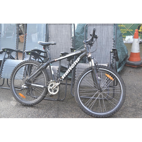 29 - Bianchi 460C 24 gear front suspension mountain bike with 17.5