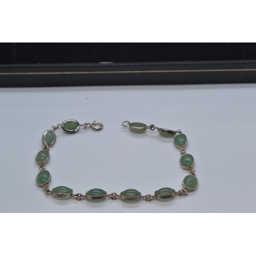 443 - 925 silver & jadite bracelet, length 200mm, 7.29 grams