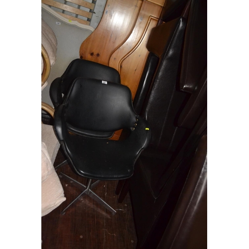 290 - Pair of hairdresser's swivel chairs