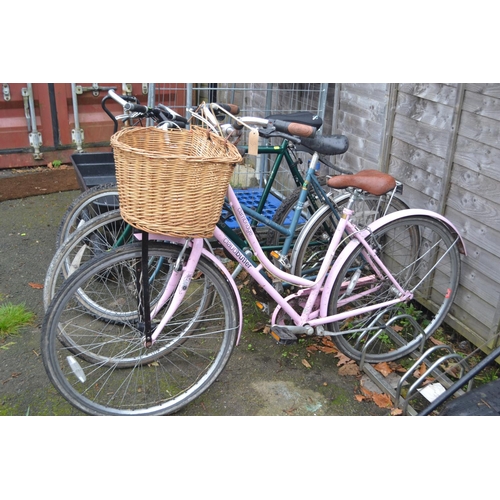 40 - Pink ladies town bike, Cambridge model by Claud Butler, 19.5