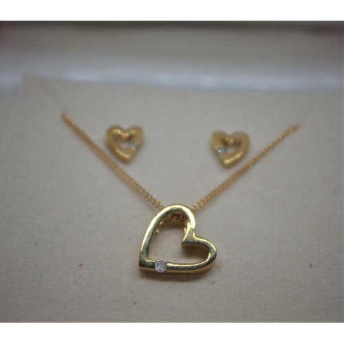 510 - 9ct gold & diamond heart-shaped pendant necklace and ear stud set, chain circumference 405mm, gr... 