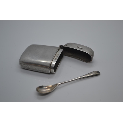 535 - Silver vesta, maker Walker & Hall, Sheffield 1901, length 4.5cm & a Birmingham hallmarked mu... 