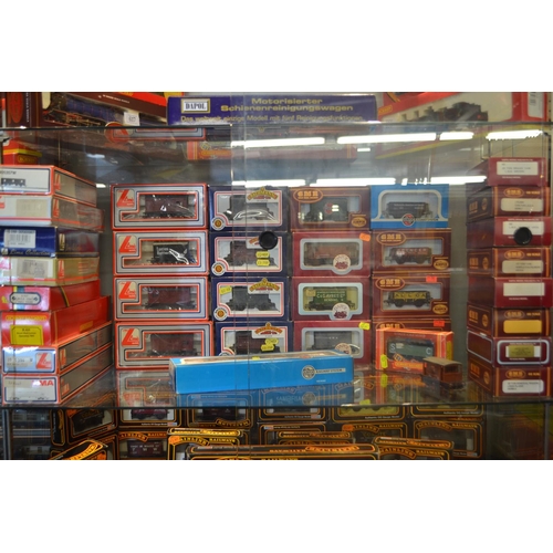 621 -  00 gauge 4F Fowler LMS Livery 54122-6 plus 33 boxed rolling stock including LIMA, Hornby, Bach... 