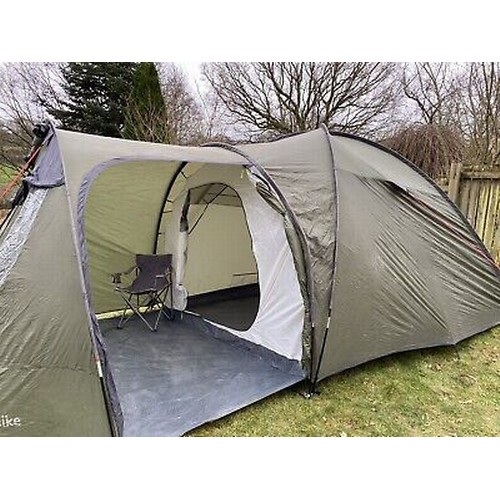 229 - Eurohike Eden 5. 5 man tent.