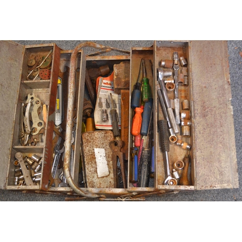 219 - Concertina tool box & contents