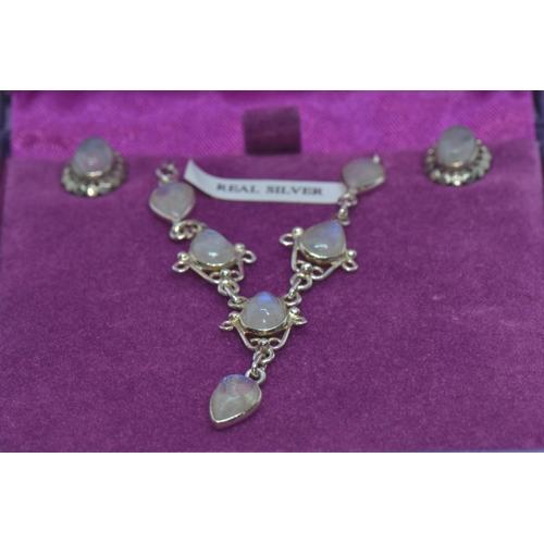 331 - Silver & moonstone necklace & earring set