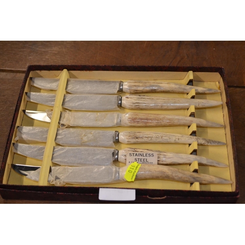 462 - Set of antler-handled steak knives