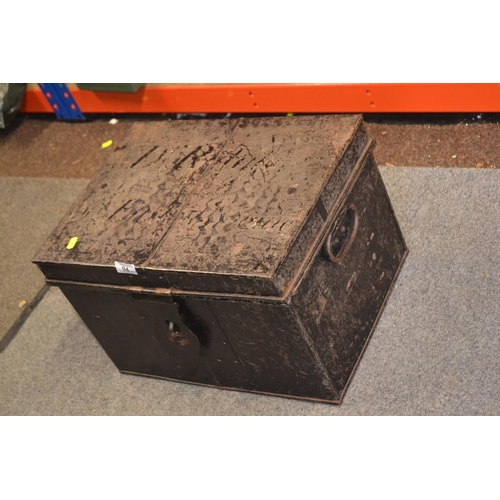 94 - Vintage metal storage trunk. W47cm D35cm H31cm