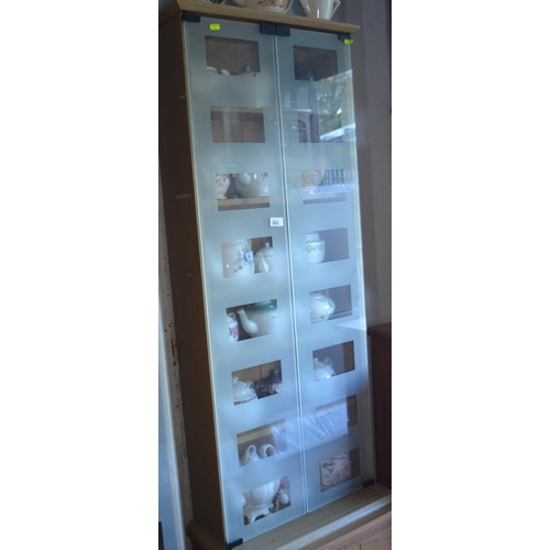 160 - Glass fronted display cabinet. H130cm W53cm D20cm
